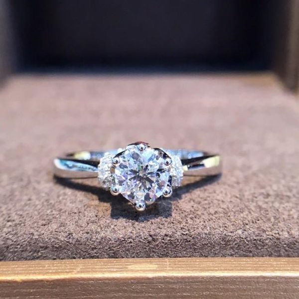 

cluster rings natural diamond 18k gold pure ring beautiful gemstone good upscale trendy classic party fine jewelry sell 2021, Golden;silver