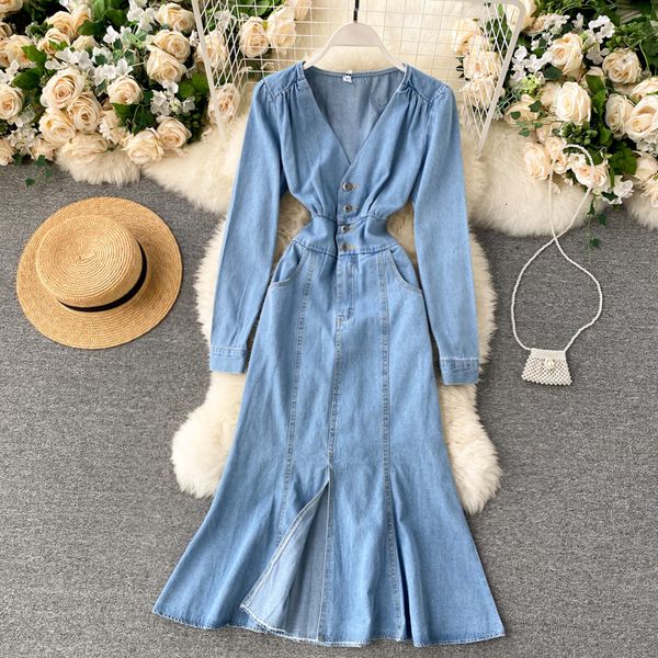 

2021 new fall women retro midi denim v neck button split slim korean elegant streetwear long sleeve robe vestidos g040, Black;gray