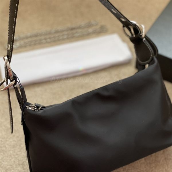 

crossbody luxurys designers shoulder bags underarm purse wallets totes striped plain solid nylon letters triangle geometric chains women lad