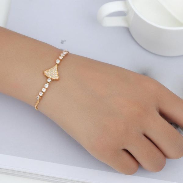 

link, chain korean fashion style skirt bracelet women's copper inlaid zircon elegant, Black