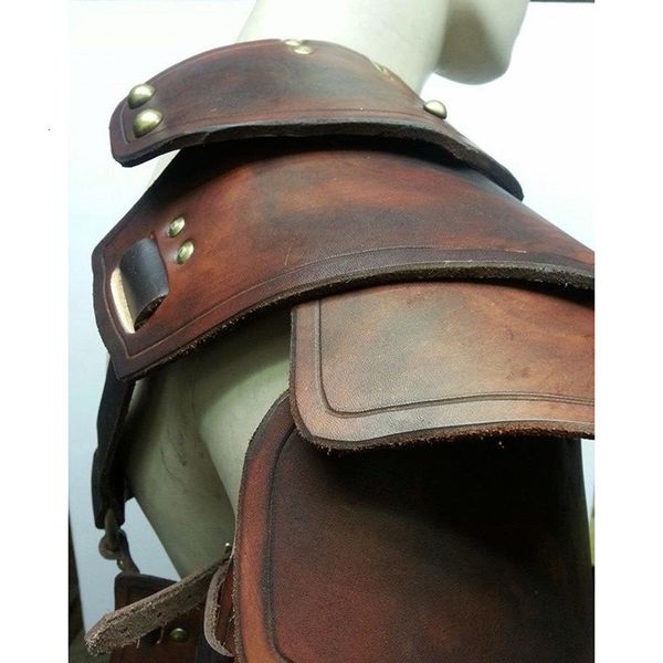 

2021 new multi-layer leather rivet shoulder protection stage performance props