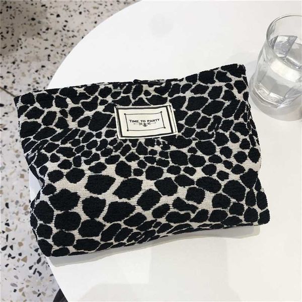 

fashion leopard print cosmetic bag canvas washing bag large capacity women travel cosmetic pouch make up storage bags clutches 211025