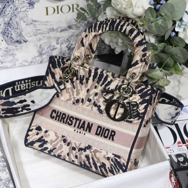 

lady's new embroidery colorful pattern lady's bag zly
