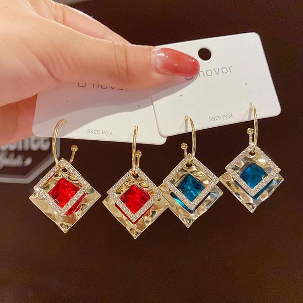 

hoop & huggie creative geometric gold metal earrings for women vintage blue red crystal c shape dangel party jewelry wholesale, Golden;silver