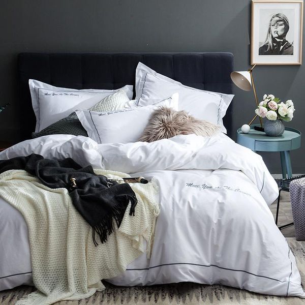 

bedding sets 2021 luxury 100% cotton simple set embroidery duvet cover bed sheet pillowcases  4pcs king size
