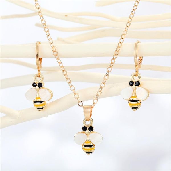 

hoop & huggie 1pc punk cute enamel small bee earrings necklace for women fashion insect animals choker chain jewelry e738, Golden;silver