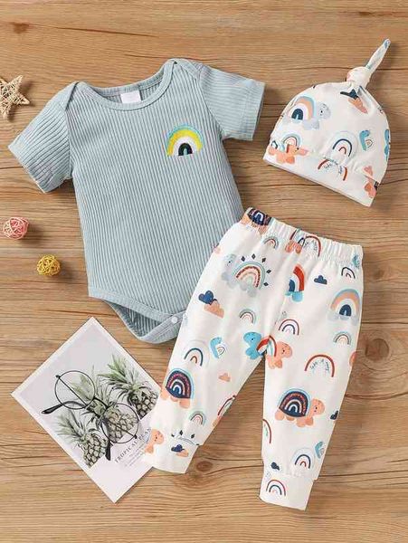 

baby embroidery bodysuit & cartoon graphic sweatpants with hat she, White