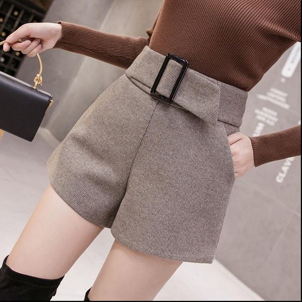 

2020 new winter women high waist shorts female korean styles fashion wool solid elegant a line loose warm shorts q150, White;black