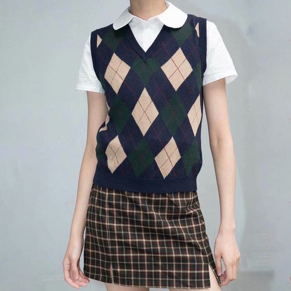 

2021 new vintage rhombic knitted woman sweaters autumn winter cotton sleeveless pullover vest women casual simple tank sweater 7l86, White;black