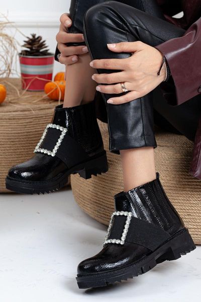 

boots women chic fashion comfortable cool, Black