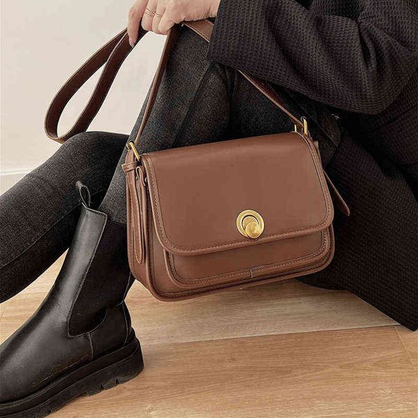 

evening bags autumn and winter women's 2021 lock solid color single shoulder trend flip simple pu msenger bag