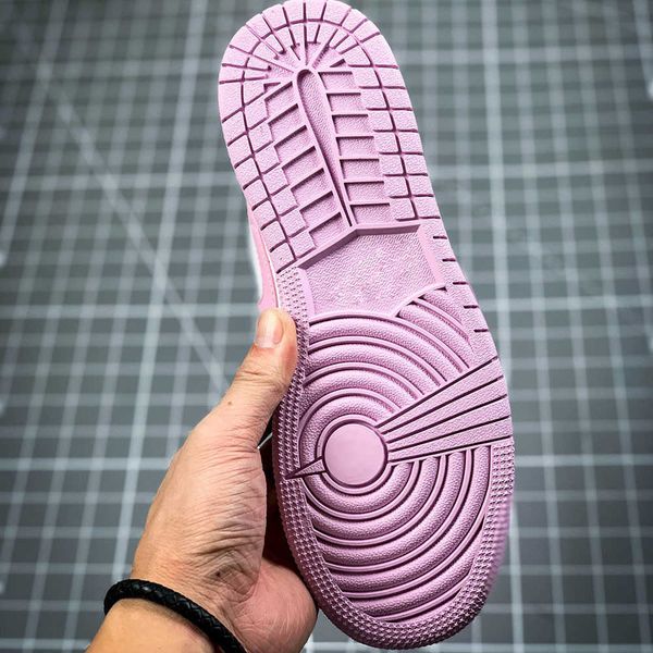 

2021 jumpman women's basketball shoes men's 1 smid gs outdoor sports799amnav