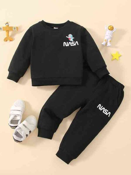 

baby letter and astronaut print sweatshirt & sweatpants she, White