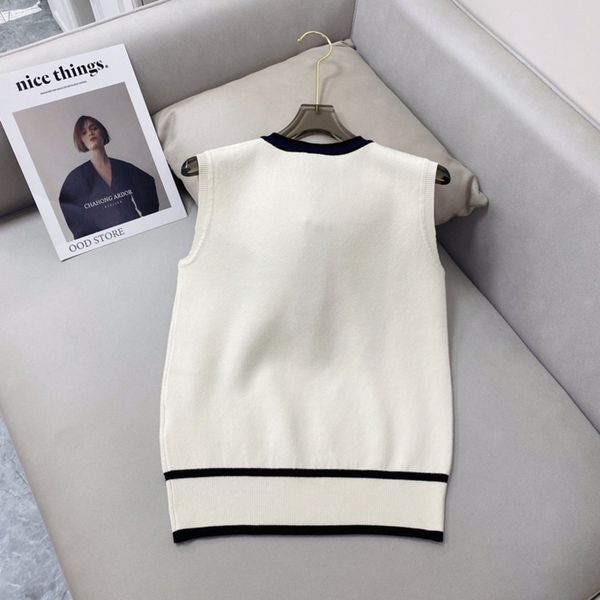 

2021 spring new academy style letter embroidered sleeveless t-shirt4p9p0, White