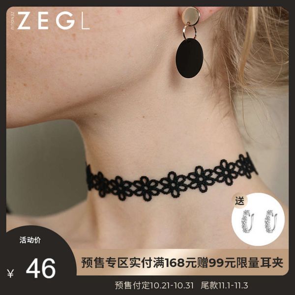 

korean lace choker necklace, lolita clavicle chain, short ornament, net, red and black rope neck chain, Silver