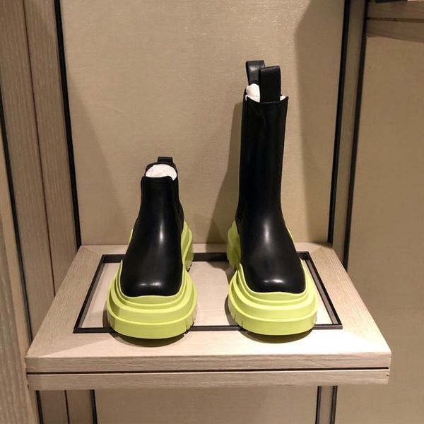 

2021 leather flat boots exclusive candy color comfortable and beautiful martin fruit green thick bottom waterproof platform fashion women&#0, Black