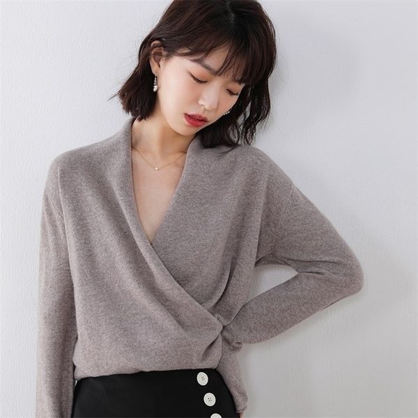 

100% pure wool knitted sweater women v-neck long sleeve standard cashmere knitwear winter new fashion female jumpers 201017, White;black
