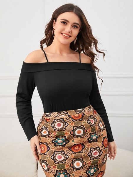 

plus solid cold shoulder tee x9ky#, Black