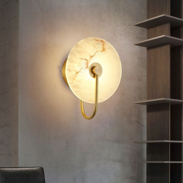 Lampada da parete rotonda in marmo nordico in rame semplice cucina bagno comodino soggiorno scala decorazione lampada