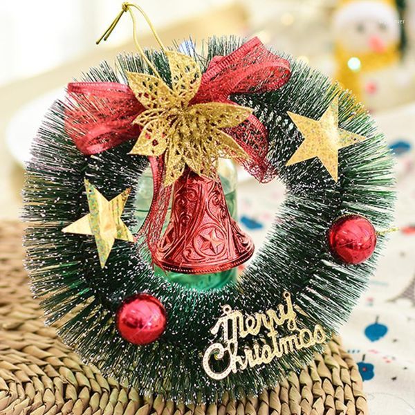 

christmas decorations 28cm/20cm/16cm wreath with artificial pine cones berries flowers holiday front door hanging decoration rattan1