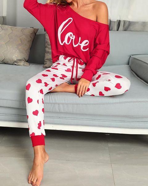 

women's two piece pants 2021 european and american one-shoulder + love home set letter heart print off shoulder pajamas, White