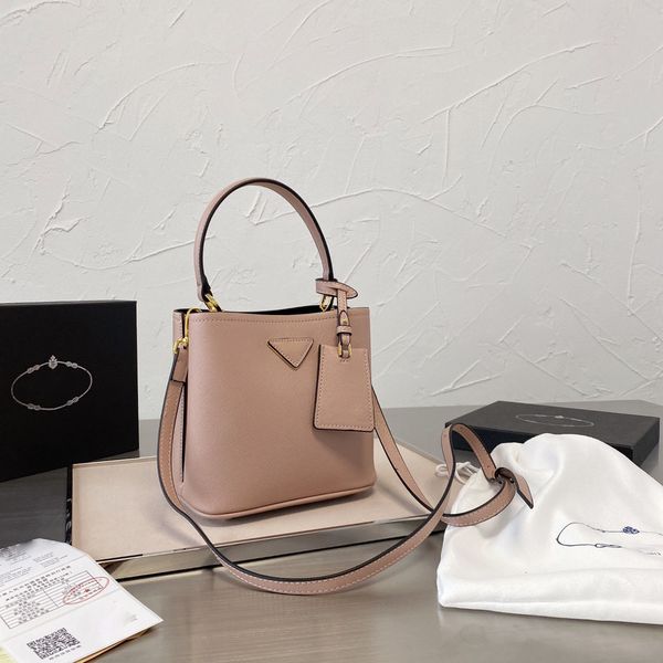 

new luxury handbag designer one-shoulder handbag evening dress hourglass bag messenger handbag 19 18cm, Black