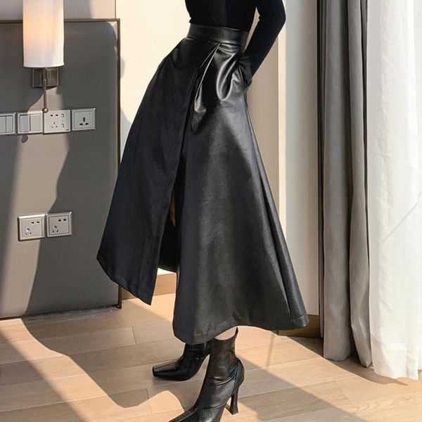 

ewq] 2021 spring autumn new women casual solid color black pu leather over knee loose over knee empire wide hem skirt 16w330
