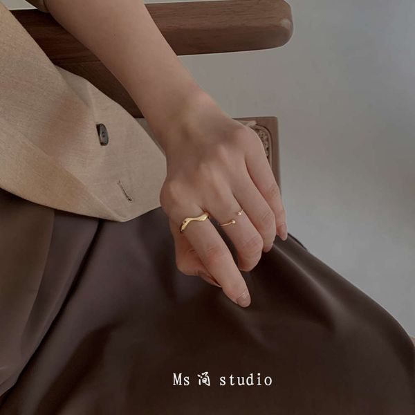 

vipms wavy dign irregular geometric ring women's pure sier minority luxury high level feeling, Silver