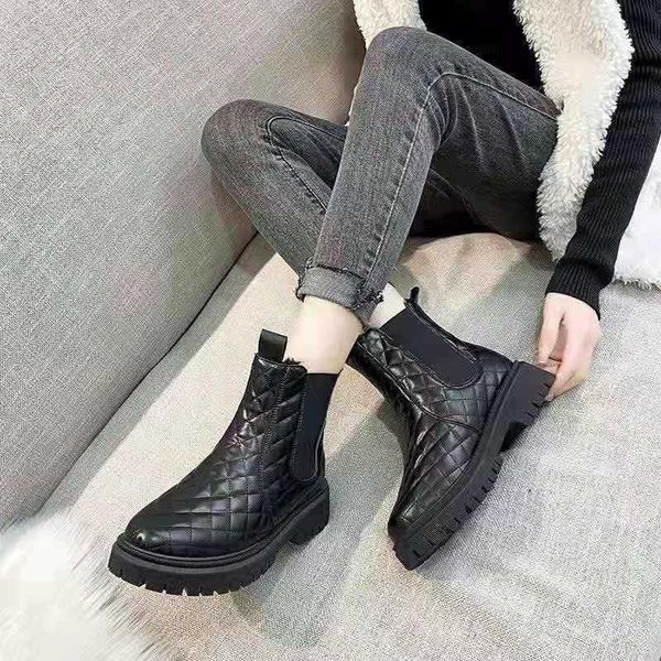 

boots 35-40 2021 ladies shoes woman ankle non-slip snow women warm with plush short lattice zapatos de muje beige black