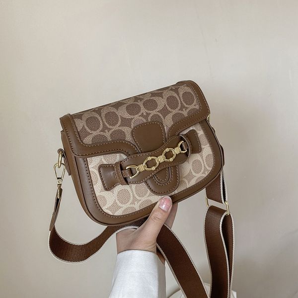 

outlet online 70% off sale summer new style semi-circular saddle bag letter printing simple foreign one shoulder messenger tide