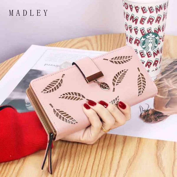 

2020 new women's hollow leaf wallet korean two fold zipper long card hand bag, Red;black