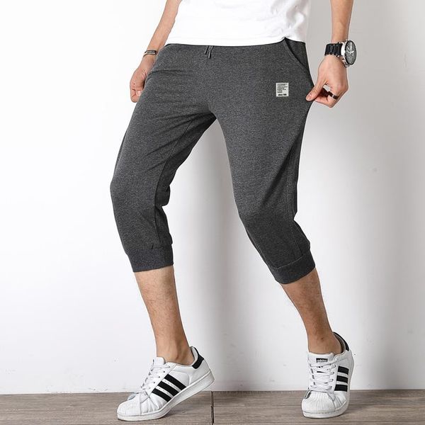 

men's shorts 2021 korean comfortable cotton shortssummer men loose beach pants summer casual sports, White;black