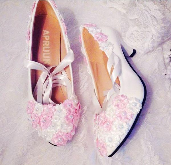 

dress shoes pink white laces woman design 2021 lace flowers bridal brides wedding girl lady proms party, Black
