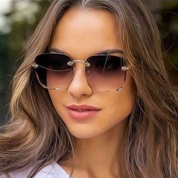 

vintage random place sunglasses women luxury fashion large sunglasses women retro pink black gradients mirror oculos glasses wholesale, Silver