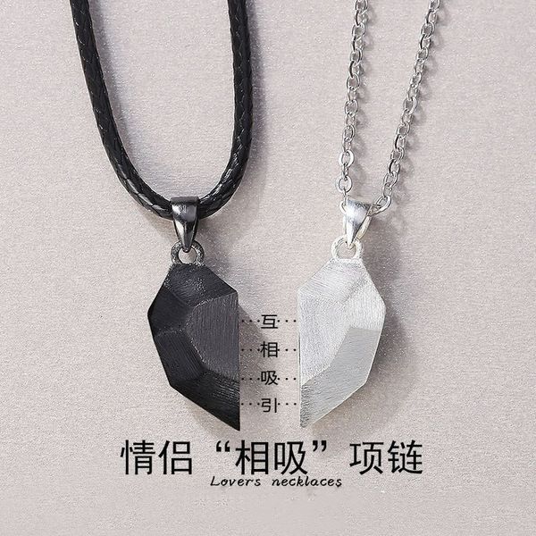 

necklac stone lovers necklace a pair of valentine's day gifts creative magnet love pendant engraved male and female collarbone chain, Silver