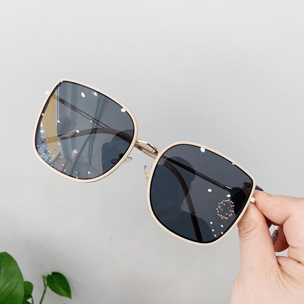 

sunglasses cmaos classic woman square sun glasses women elegant fashion ladies street s uv400 trendy eyewear travel oculos, White;black