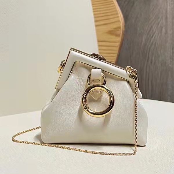 

luxury designer handbag shoulder bag gold clip key holder zero wallet waist chain lipstick leather mini cloud shape frame fashion wholesale