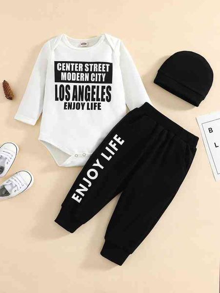 

baby letter graphic bodysuit & sweatpants with hat she, White