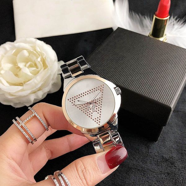 Brand Watch Women Girl Crystal Triângulo Estilo Metal Steel Banda de Quartz Wrist Watches GS 35
