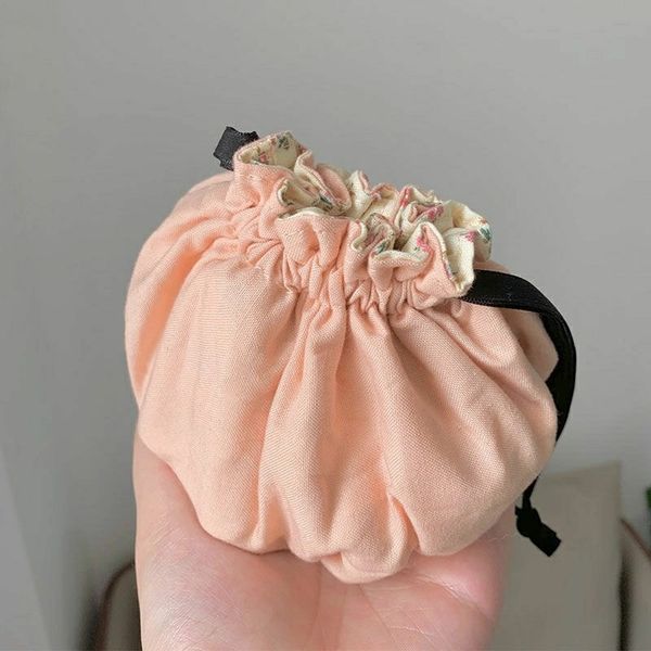 

2021 pink color brand designed drawstring makeup bags floral mini handbag for lipstick powder foundation cosmetic skincare bag with retail b