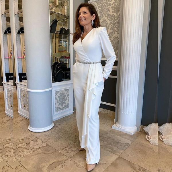 Jumpsuit branco Novo 2021 Mãe da Pant Bride Suits v Neck Crystal Belt Weddding Guest Orfit Manga Longa Maxi Dress