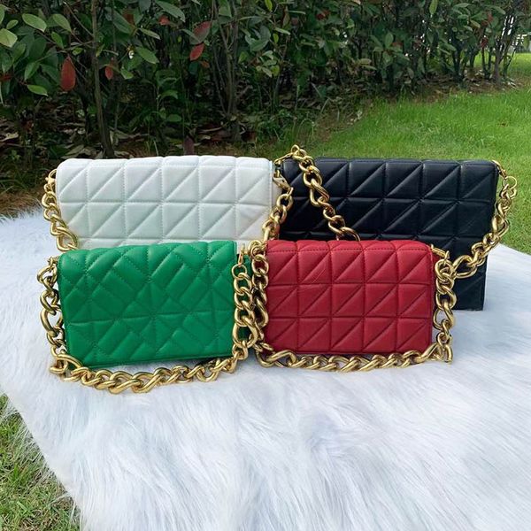 

branded women shoulder bag 2021 thick chain quilted purse and handbag woman clutch bags ladies handbags
