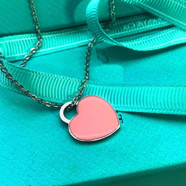 

pendant necklaces pink heart necklace for women stainless steel couple jewelry on the neck love green red blue wholesale, Silver