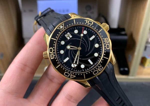 

new arrivals mans watch classic man wrirstwatches stainless steel wristwatch automatic male clock fashion sports watches om08, Slivery;brown