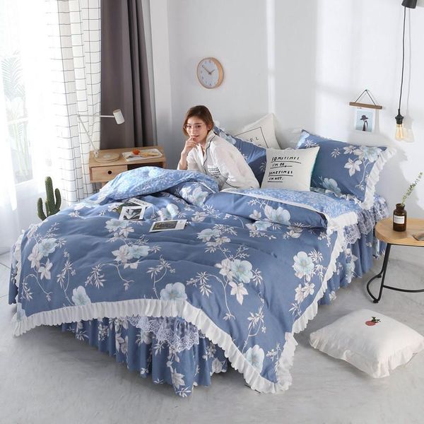 

korean style princess lace bed skirt bed cover 4 pcs set lace duvet cover wedding bedding set  comforter