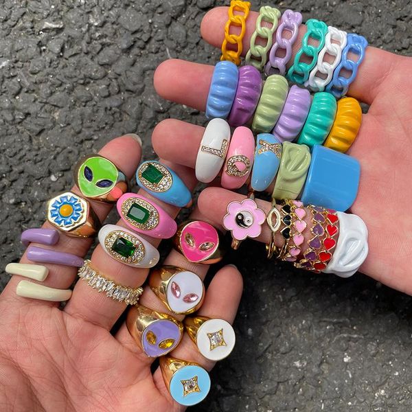 

cluster rings uilz trendy geometric chain alien for women colorful enamel crystal ring christmas year couple jewelry gift wholesale, Golden;silver