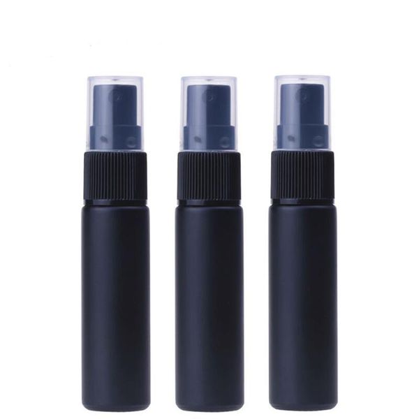 Flacone spray per nebulizzazione fine di profumo in vetro nero opaco da 10 ml Bottiglie campione con nebulizzatore in plastica Pompa per lozione Contenitore vuoto riutilizzabile