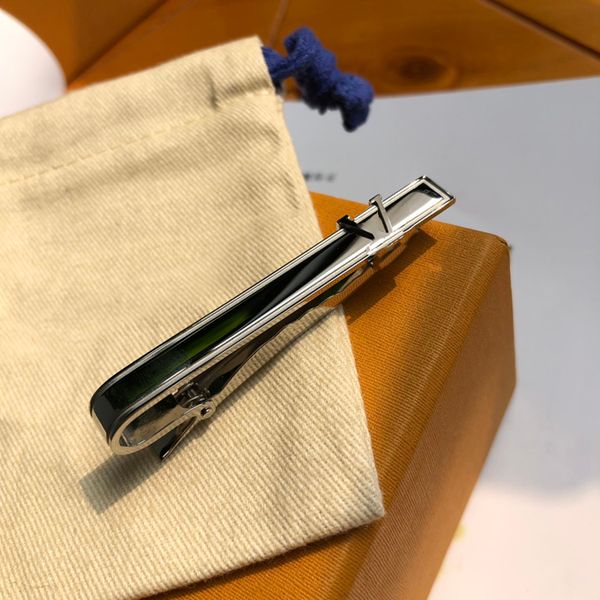 

2021 new men's tie clip letter logo fine steel tie clip with box luxury jewelry wholesale, Silver