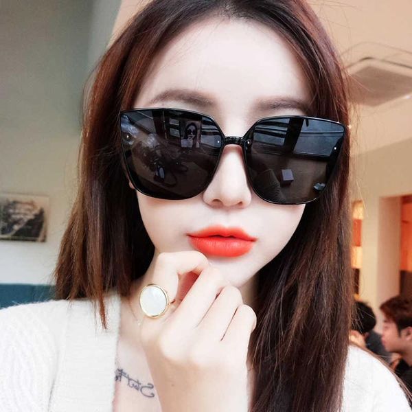 

sunglasses large frame square anti ultraviolet women's, White;black