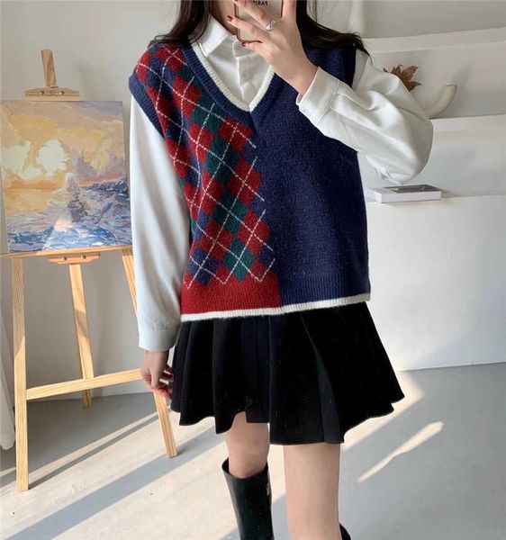 

autumn and winter loose wild knitted large size sleeveless rhombic college style vest 210709, White